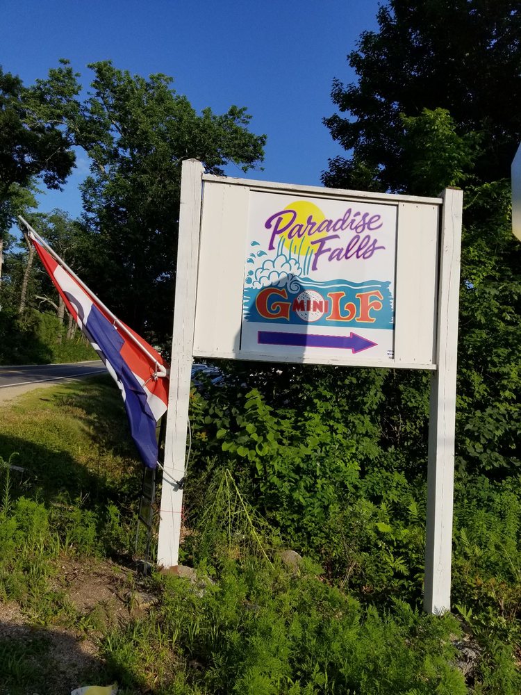 Paradise Falls Mini Golf Logo