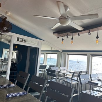 Mala Ocean Tavern - Bar view - Seafood Near Me - Lahaina, Hawaii Mala Ocean Tavern - Bar view - Seafood Near Me - Lahaina, Hawaii