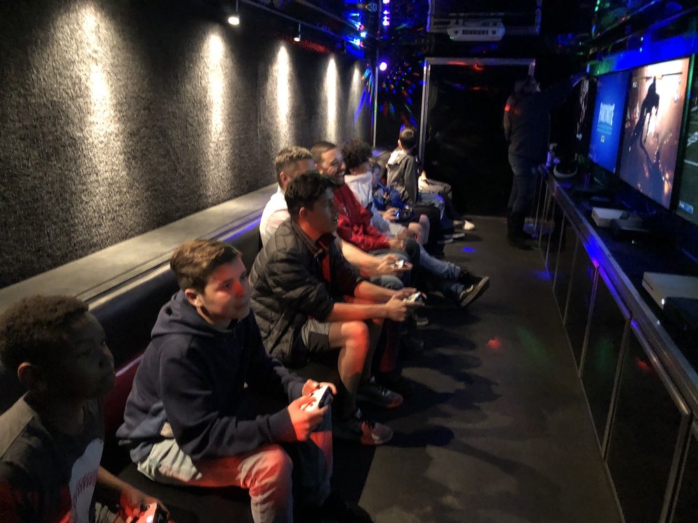 1UP GAME TRUCK 18 Photos & 14 Reviews Manteca, California Game