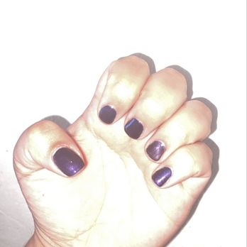 Beauty Nails - Picture of nails with flash to highlight accent ring finger - Nail Salons Near Me - Santa Clara, California Beauty Nails - Picture of nails with flash to highlight accent ring finger - Nail Salons Near Me - Santa Clara, California