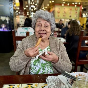 Holbox - Momma Churro - Latin American Near Me - Los Angeles, California Holbox - Momma Churro - Latin American Near Me - Los Angeles, California