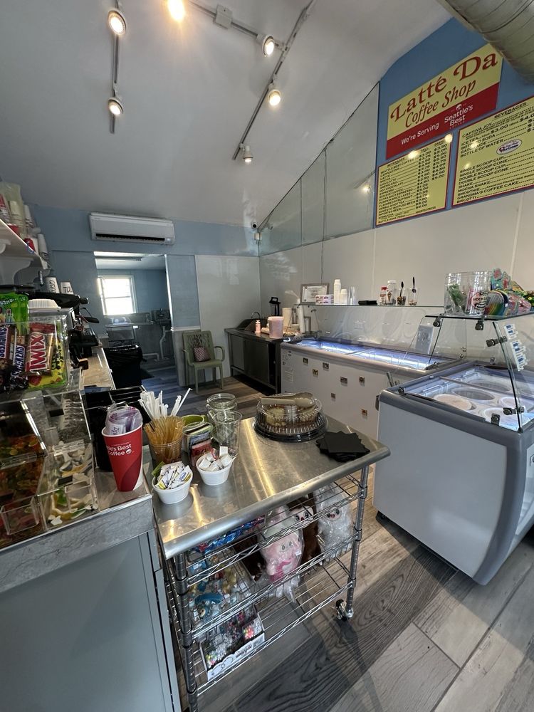 Latte Da Coffee Shop Image