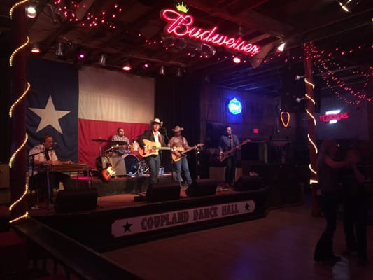 Coupland Dancehall by null