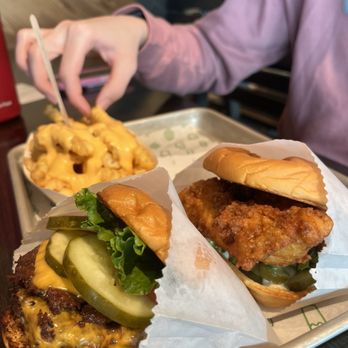 Shake Shack Southlake - TX - ShackBurger- Chicken Shack- Cheese Fries - Fast Food Near Me - Southlake, Texas Shake Shack Southlake - TX - ShackBurger- Chicken Shack- Cheese Fries - Fast Food Near Me - Southlake, Texas