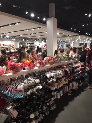 Forever 21 by null
