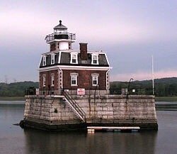 Hudson Athens Lighthouse by null