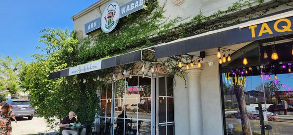 Abu Kabab by null