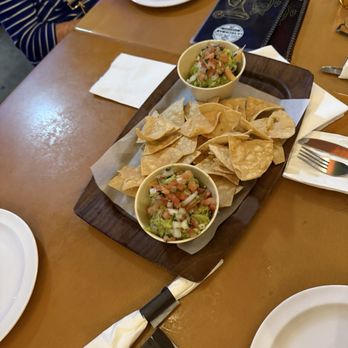 LA VECINDAD - Guacamole - Tacos Near Me - Las Vegas, Nevada LA VECINDAD - Guacamole - Tacos Near Me - Las Vegas, Nevada