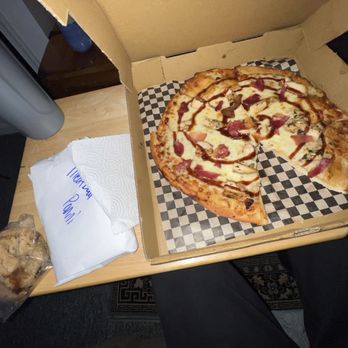 2 Kyles - Pizza Near Me - The Plains, Virginia