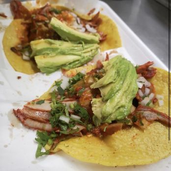 Taquería El Trailero - Best Taco Ever - Tacos Near Me - Ensenada, BCN