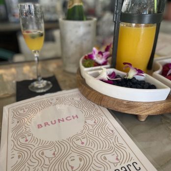 Parc - Bubbly Bar with fresh berries and juice - New American Near Me - Detroit, Michigan Parc - Bubbly Bar with fresh berries and juice - New American Near Me - Detroit, Michigan