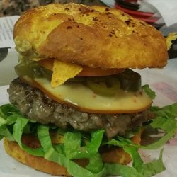 Charly's Diner - Tex Mex Charly (In Charly's Diner heißen alle Burger "Charly"!)