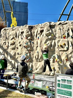 Sequence Miyashita Park by null