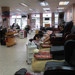Lexi Nails & Spa