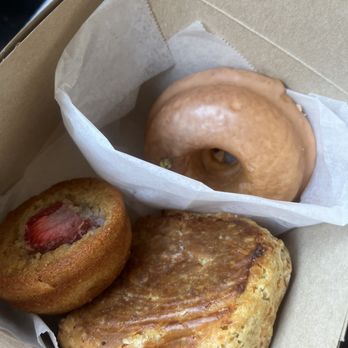Miracle Bakery - Sage & Cheddar Cheese Biscuit, Chamomile Orange Cake Donut (V&Gf), and if financier. - Bakeries Near Me - Burbank, California Miracle Bakery - Sage & Cheddar Cheese Biscuit, Chamomile Orange Cake Donut (V&Gf), and if financier. - Bakeries Near Me - Burbank, California
