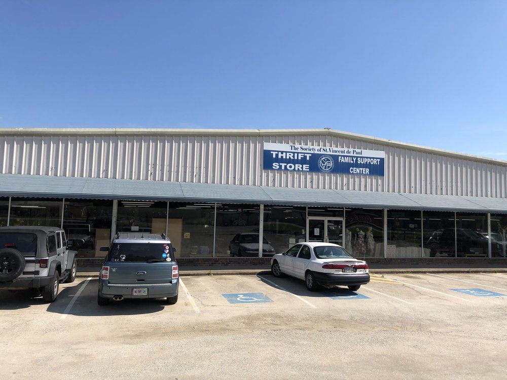 ST. VINCENT DE PAUL SOCIETY THRIFT Updated October 2024 25 Photos 651 W Memorial Dr