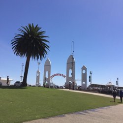Wah Wah Gee - Entry into Cunningham Pier