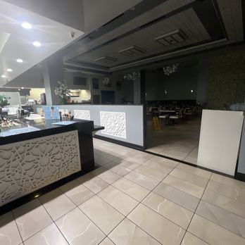 Bruncheon Las Colinas - No staff @ opening time (door unlocked) - Breakfast & Brunch Near Me - Irving, Texas