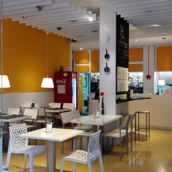 La Tortillita - Interior - Spanish Near Me - Salou, T La Tortillita - Interior - Spanish Near Me - Salou, T