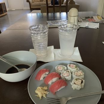 Ralphs - Salmon Suishi , (3) Ginger, California Rolls, (4) & Soy Sauce. - Grocery Near Me - San Diego, California Ralphs - Salmon Suishi , (3) Ginger, California Rolls, (4) & Soy Sauce. - Grocery Near Me - San Diego, California
