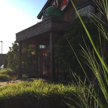 Chili's - Bars Near Me - Round Lake Beach, Illinois