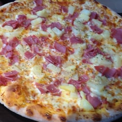 Pizzeria Bodino - Pizza hawai!
