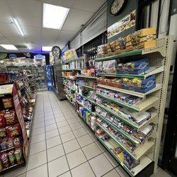 Valero - Huge variety of donuts ,cookies and coffee cakes