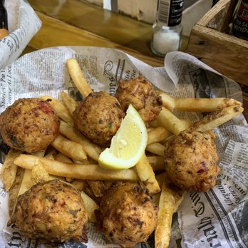 DJ's Clam Shack - Conch fritters - Seafood Near Me - Key West, Florida