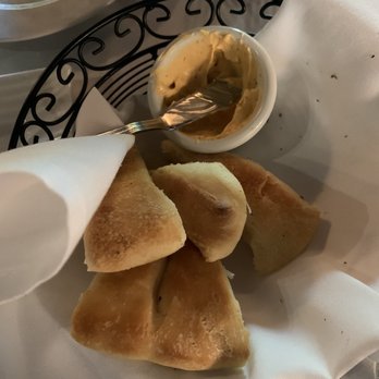 Cucina Venti Restaurant - Complimentary bread with a cheese spread - Italian Near Me - Mountain View, California