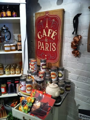 Savvy Chic Trends & Parisienne Boutique by null