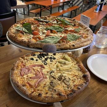 Dieci Pensacola - Sofia Loren Pizza and idk the name of the other - Pizza Near Me - Pensacola, Florida