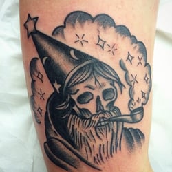 Baraka Tattoos & Other Things - Boran tattooer
