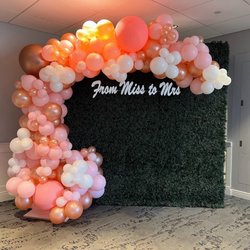 Life O' The Party - Create unforgettable memories with our breathtaking balloon arches and beautifully customized backdrops. We bring your vision to life!