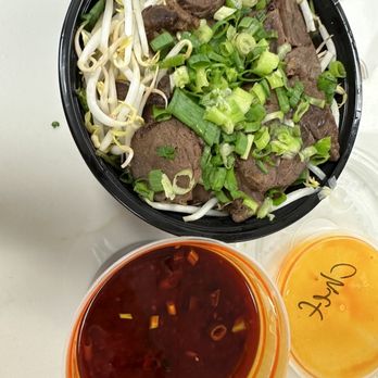 Seasons Taiwanese Eatery - 18. Chef's Special Spicy Beef Noodle - Taiwanese Near Me - Honolulu, Hawaii Seasons Taiwanese Eatery - 18. Chef's Special Spicy Beef Noodle - Taiwanese Near Me - Honolulu, Hawaii