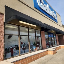 Gabe's - Front entrance