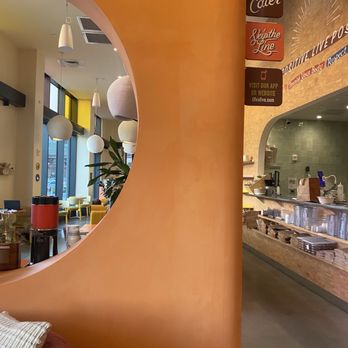 Life Alive Organic Cafe --Union Square - Cafes Near Me - Somerville, Massachusetts