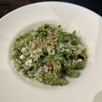 Etto Pasta Bar - Seasonal pesto with walnuts and fresh basil made - Italian Near Me - Paso Robles, California