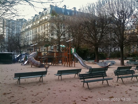 Square Maurice Gardette by null