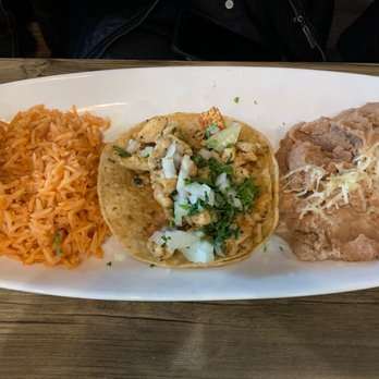 Cielo Mexican Grill - Chicken taco with rice and beans - Mexican Near Me - Schaumburg, Illinois Cielo Mexican Grill - Chicken taco with rice and beans - Mexican Near Me - Schaumburg, Illinois