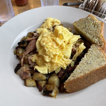 Crow's Nest - Master-at-Arms Scramble - Breakfast & Brunch Near Me - Kalamazoo, Michigan