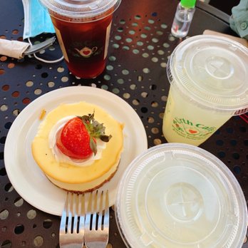 Urth Caffe - New York Cheesecake - Coffee & Tea Near Me - Laguna Beach, California Urth Caffe - New York Cheesecake - Coffee & Tea Near Me - Laguna Beach, California