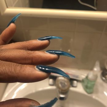Snob nails - Terribly shaped. - Nail Salons Near Me - Temple hills, District of Columbia