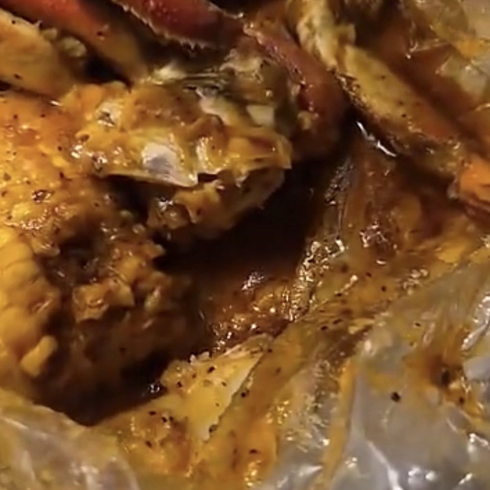 I built my own bag. Crab sausage corn potatoes every flavor mild & garlic noodles