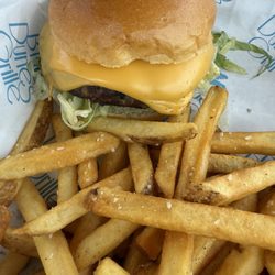 Blue Dunes Grill - Burger and fries