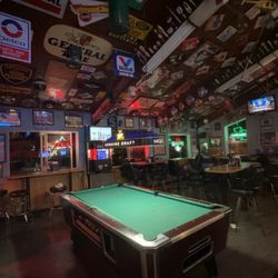 Nisqually Bar & Grill - Interior