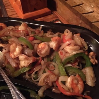 Azteca Mexican Restaurant - Shrimp fajitas! Very yummy - Mexican Near Me - Charlotte, North Carolina