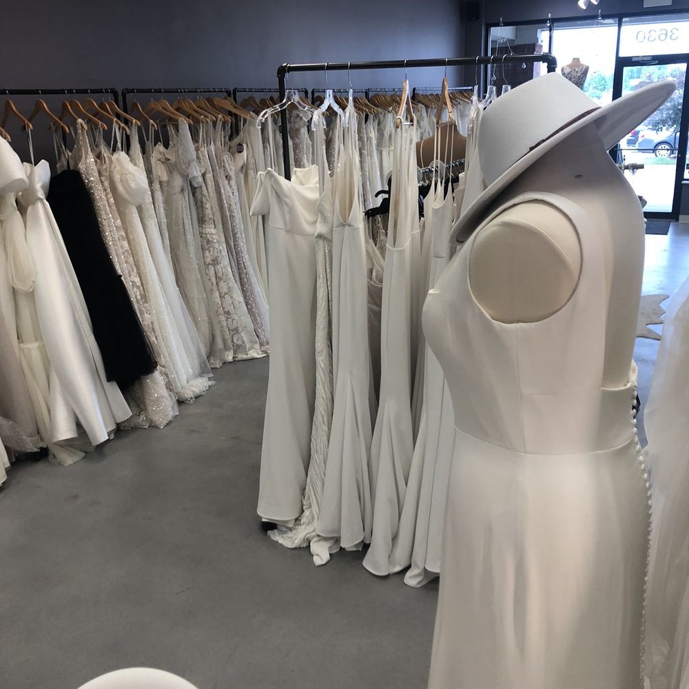 Bridal Parlour - Bridal Near Me - Shiloh, Illinois Bridal Parlour - Bridal Near Me - Shiloh, Illinois