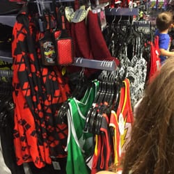 Hot Topic - Very good sales