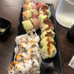 Sugar High - California , rainbow and Godzilla rolls