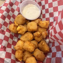 McT's Restaurant - Cheese curds